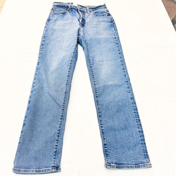 Levi's Wedgie Straight Button Fly Denim Jeans Medium Wash SIze 28 - Picture 2 of 9